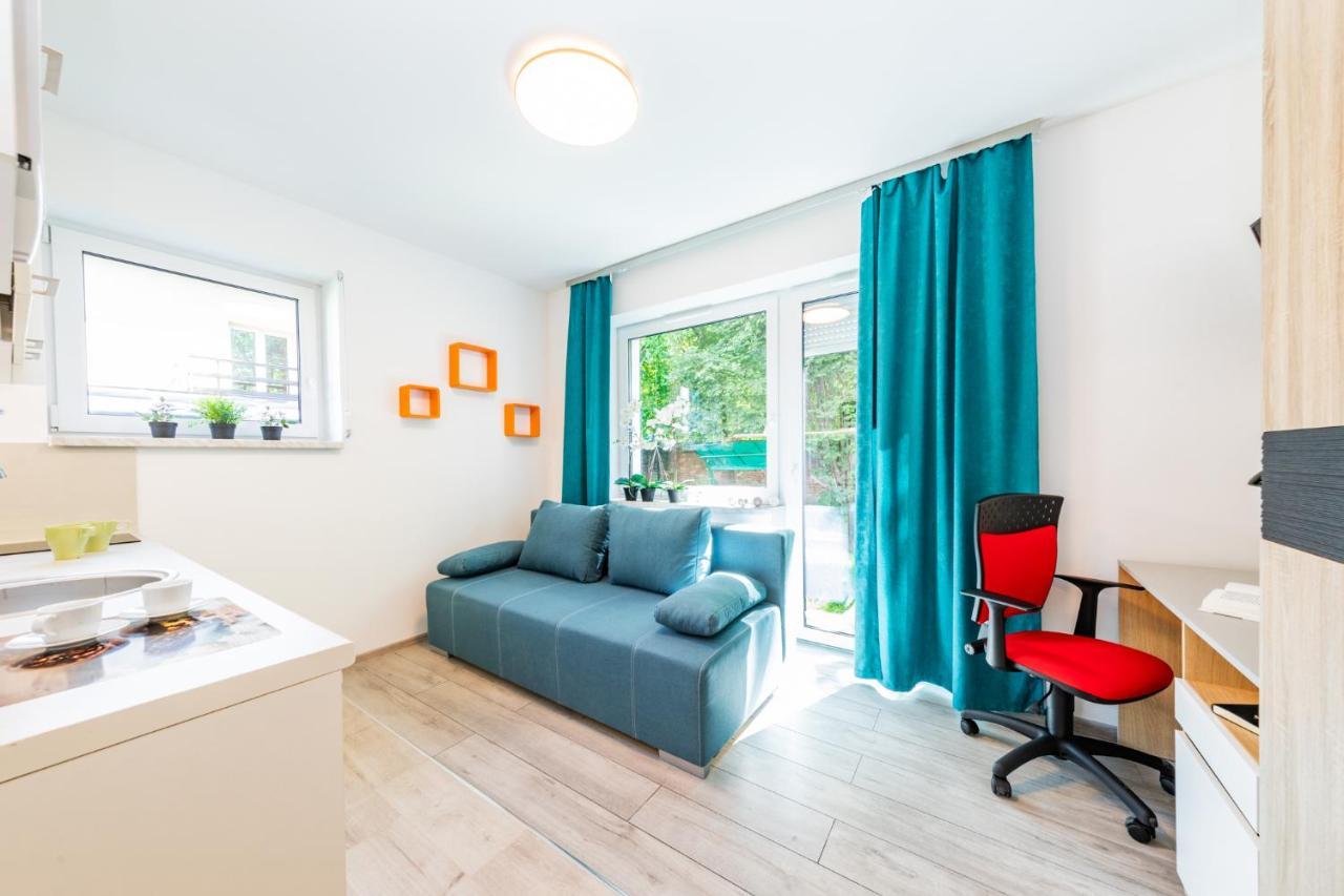 Homekoko Apartments Катовице Екстериор снимка