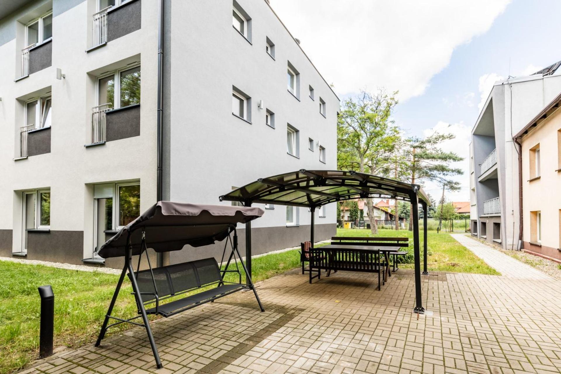 Homekoko Apartments Катовице Екстериор снимка