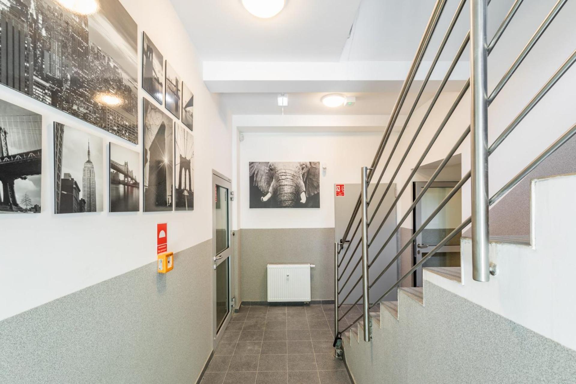Homekoko Apartments Катовице Екстериор снимка