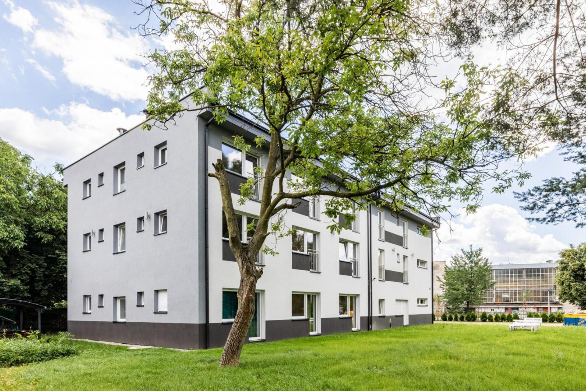 Homekoko Apartments Катовице Екстериор снимка